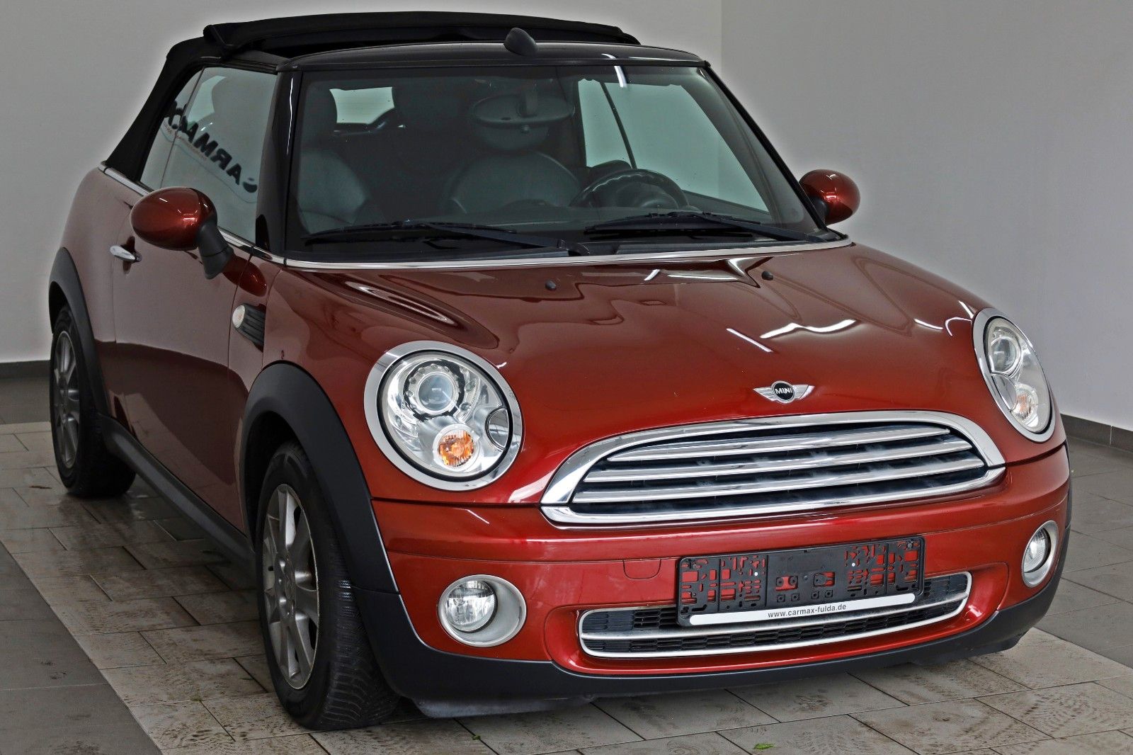 Fahrzeugabbildung MINI Cooper Cabrio Leder,Navi,Xenon,SH,PDC,SR+WR