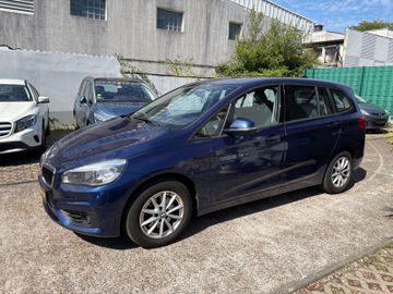 BMW 218 - 1