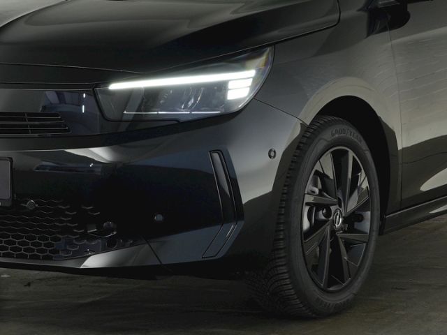 Corsa F FACELIFT GS+LED LICHT+NAVI+RÜCKFAHRKAMER