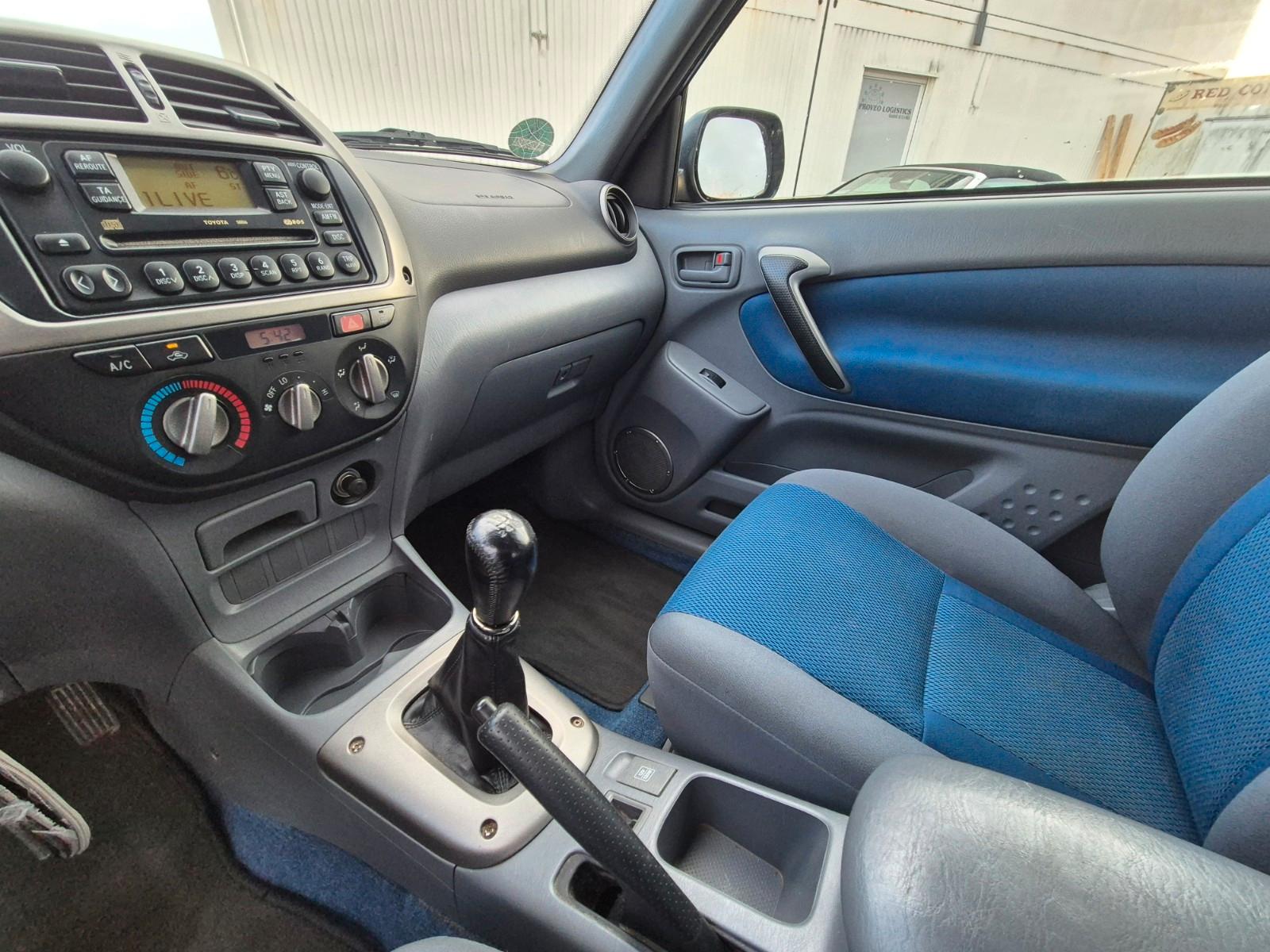 TOYOTA RAV4 1.8-L-VVT-I 125CH
