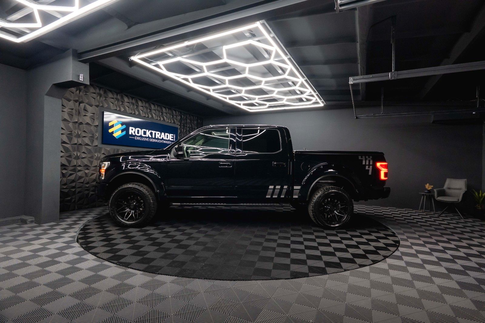 Fahrzeugabbildung Ford F150 3.5L V6 4x4 Offroad RAPTOR LARIAT LaChanti