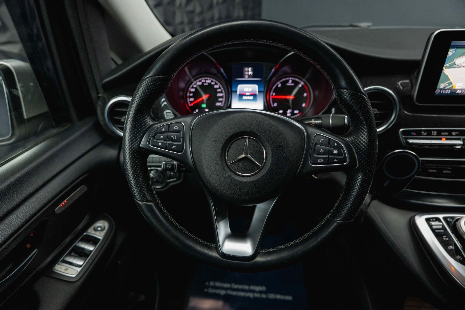 Fahrzeugabbildung Mercedes-Benz V 220 CDI EDITION Sport lang *ACC*DAB*6 Sitze*