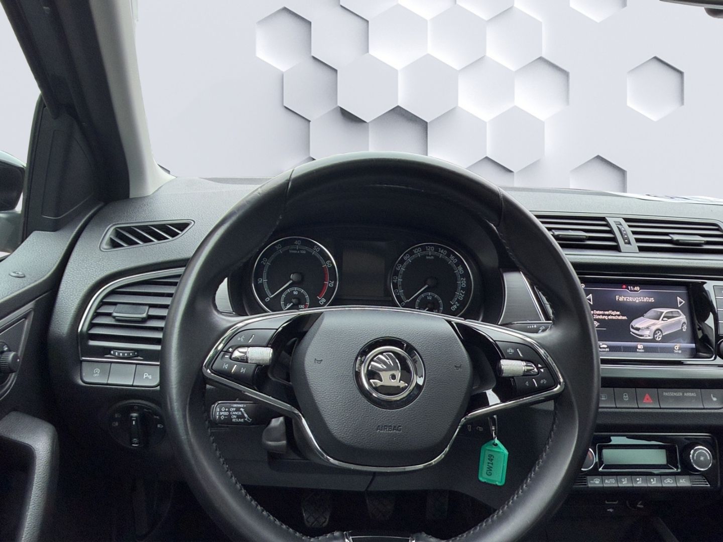 Fabia 1.0 TSI Drive PanoDach PDC ACC Rückfahrkam