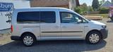 Volkswagen Caddy Maxi mit Campingbett 5Sitzer Fahrradträger - : Kleinbus, Camping