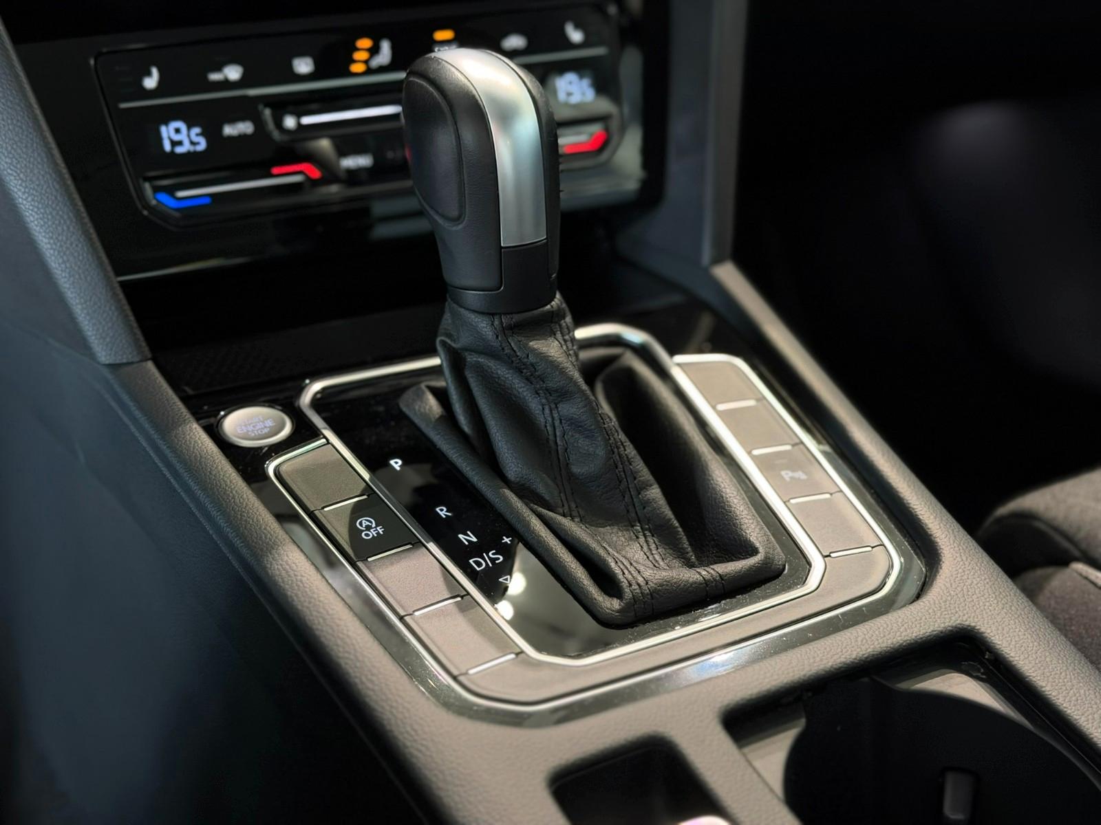 Volkswagen Passat Business*Massage*ACC*HUD*AHK*, миниатюра 22