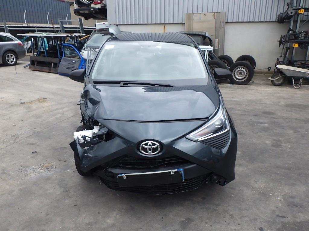 Toyota Aygo 1,0-l-VVT-i x