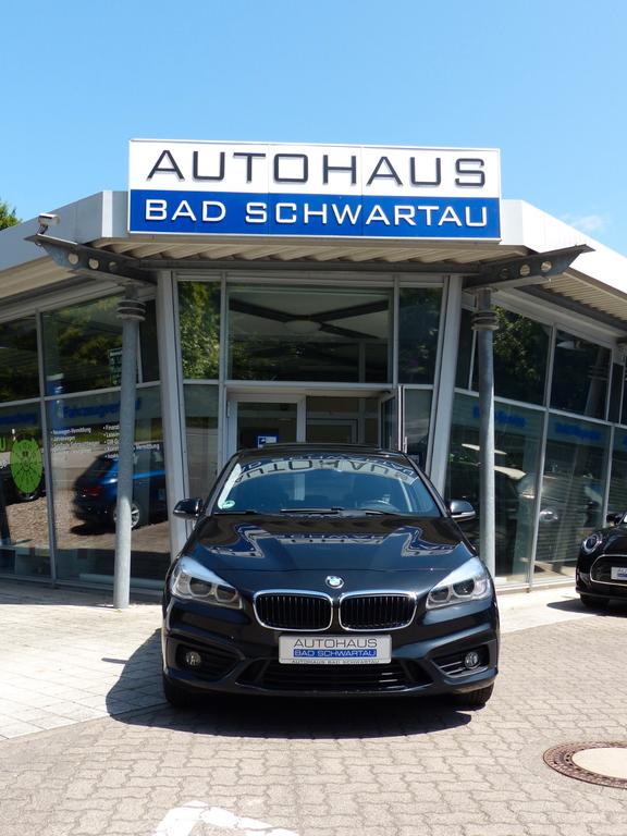 BMW 218