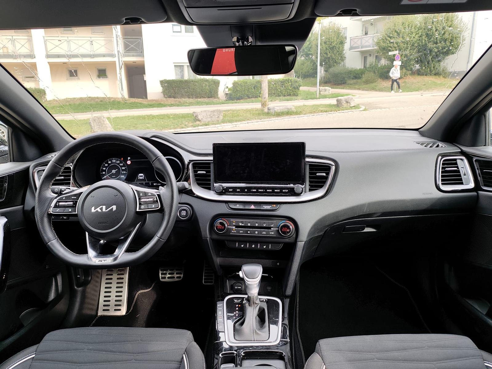 Kia Ceed SW GT Line Navi LED JBL ACC Totwinkel
