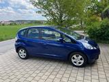 Honda Jazz (GE) 1.4 I-VETC i-SHIFT 73 kW (100 PS) blau - Honda Jazz Gebrauchtwagen in München