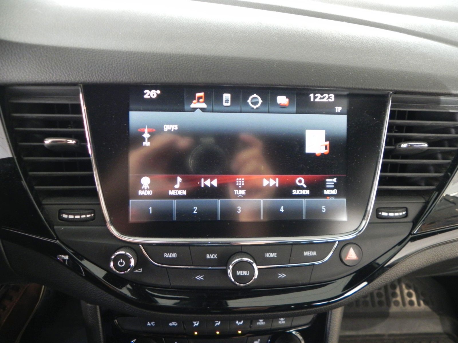 Fahrzeugabbildung Opel Astra ST 1.6D DYNAMIC NAVI/KAMERA/SHZ/ALU/PDC