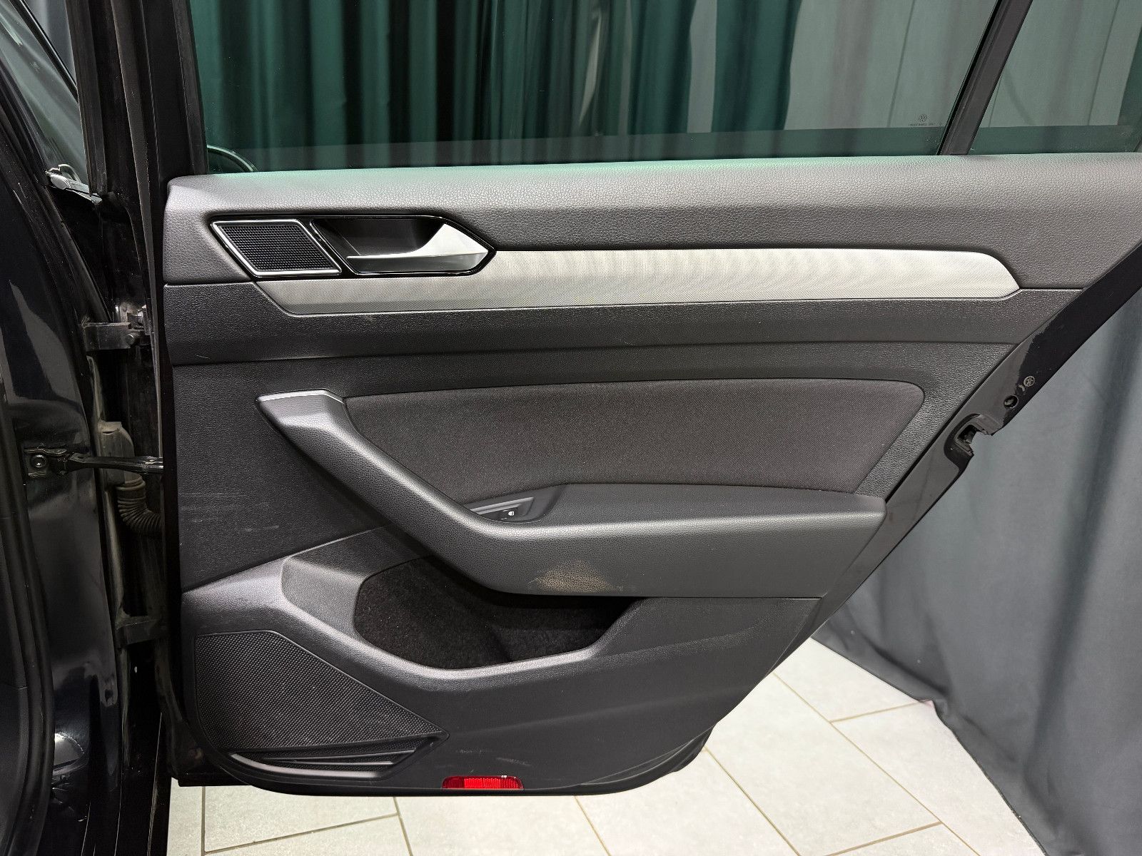 Fahrzeugabbildung Volkswagen Passat Variant Comfortline|NAVI|PDC|2-HD