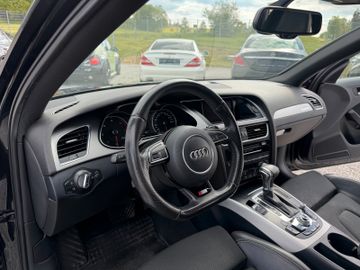 Audi A4 - 10
