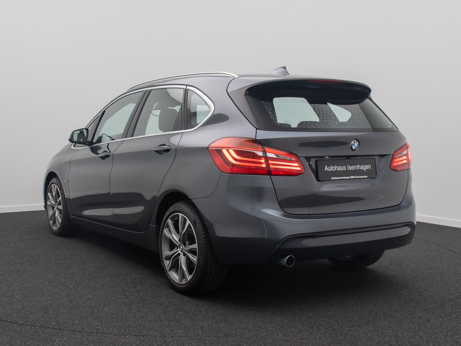Fahrzeugabbildung BMW 218d Active Tourer Sport Line LED Kamera HiFi Pa