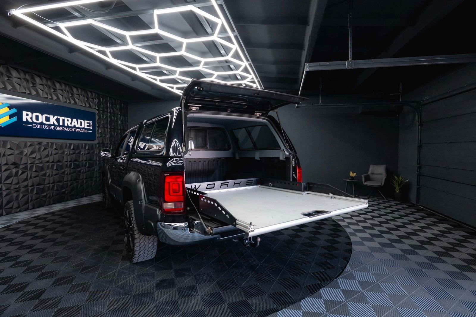 Fahrzeugabbildung Volkswagen Amarok V6 Highline 4Motion BLACK OFFROAD Edition