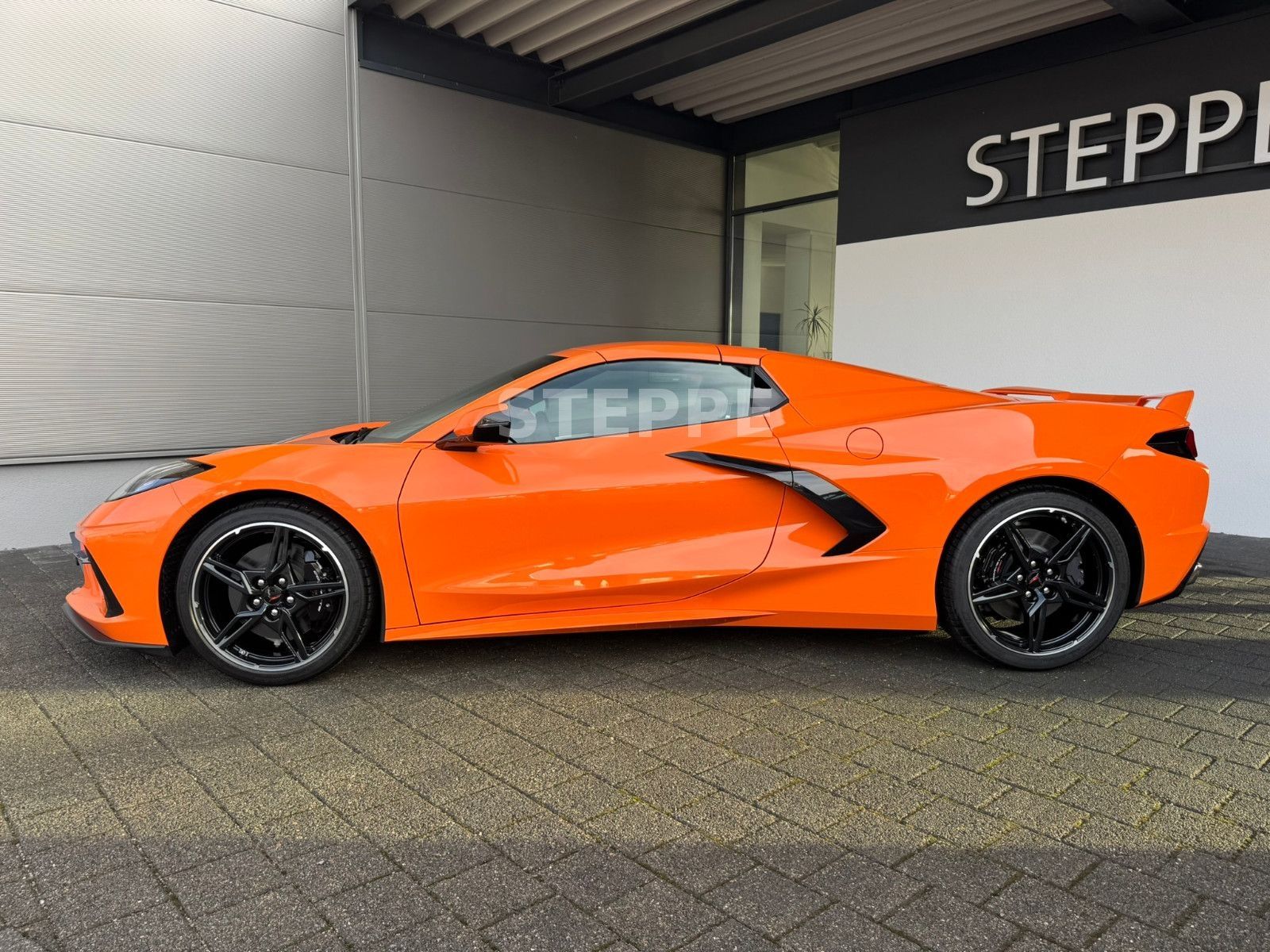 Corvette C8 Stingray Convertible 3LT EU-Modell Frontlift