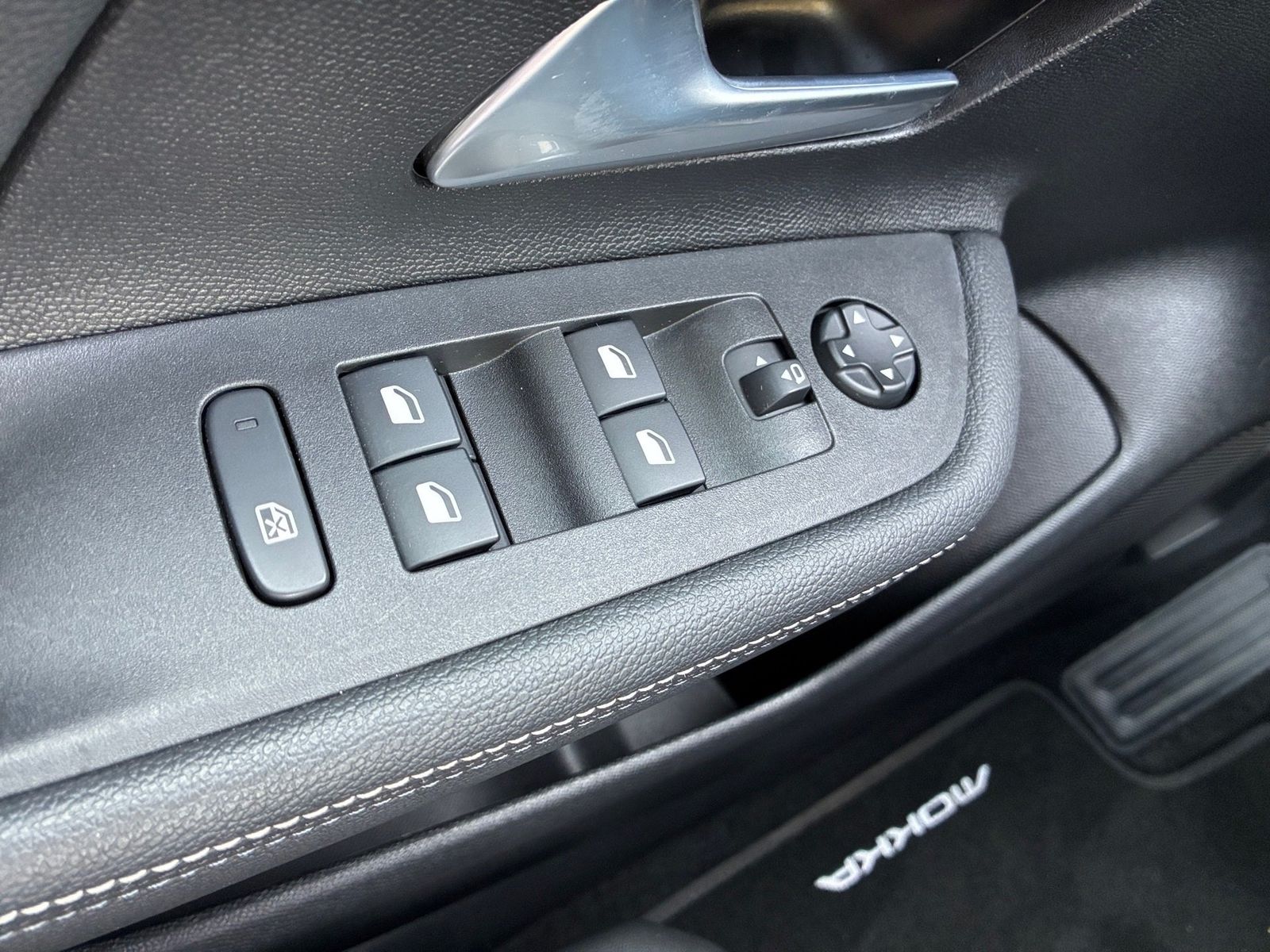 Fahrzeugabbildung Opel Mokka 1.2 GS Kamera,LED,Matrix,Navi,SHZ,Keyless