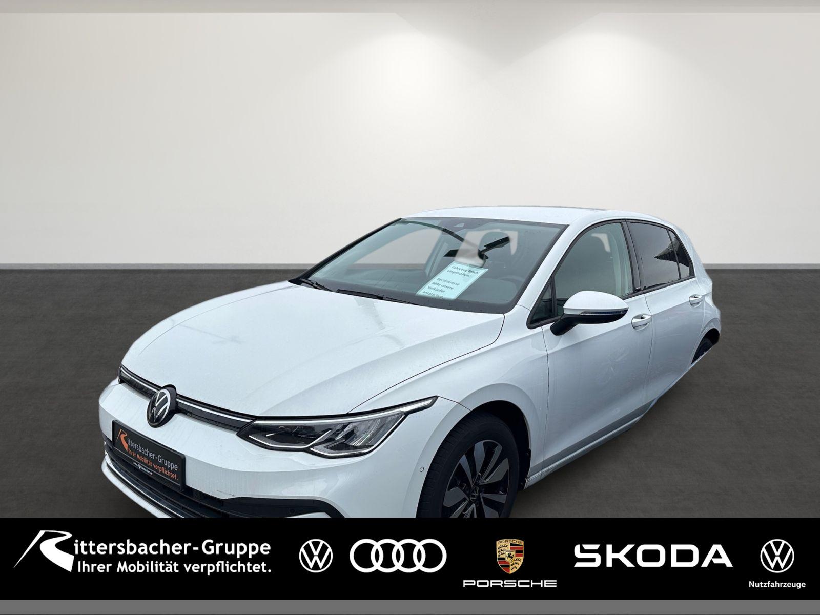 Volkswagen Golf VIII 1.5 eTSI Life Move DSG LED Navi RearVi