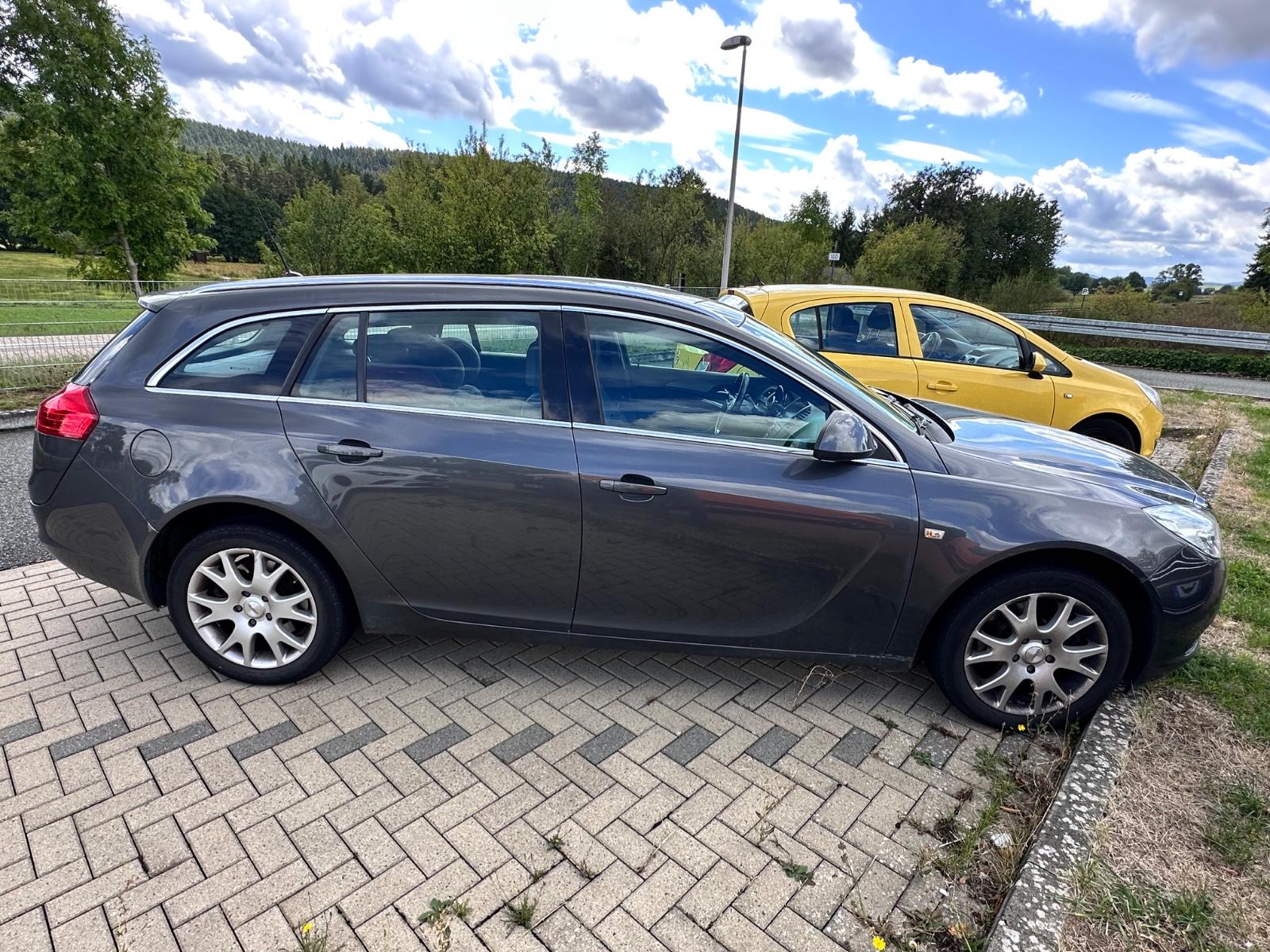 Opel Insignia Sports Tourer 2.0 Neu Tüv