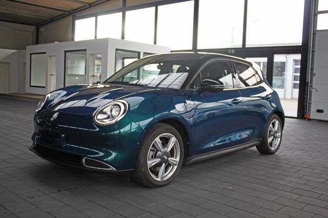 Fotografie des GWM Ora 03