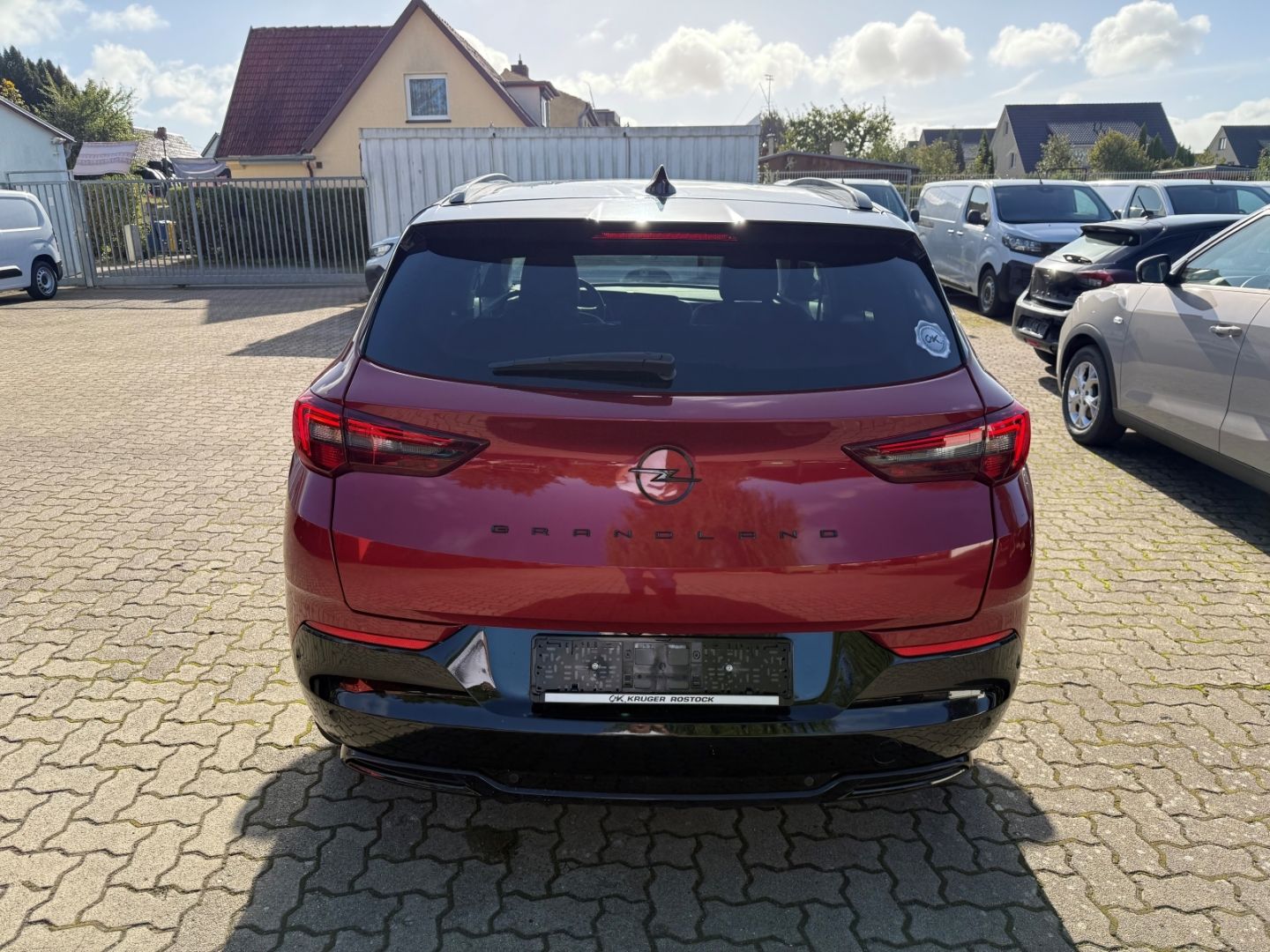 Fahrzeugabbildung Opel Grandland GS 1.5 D mit Sitzheizung+Kamera