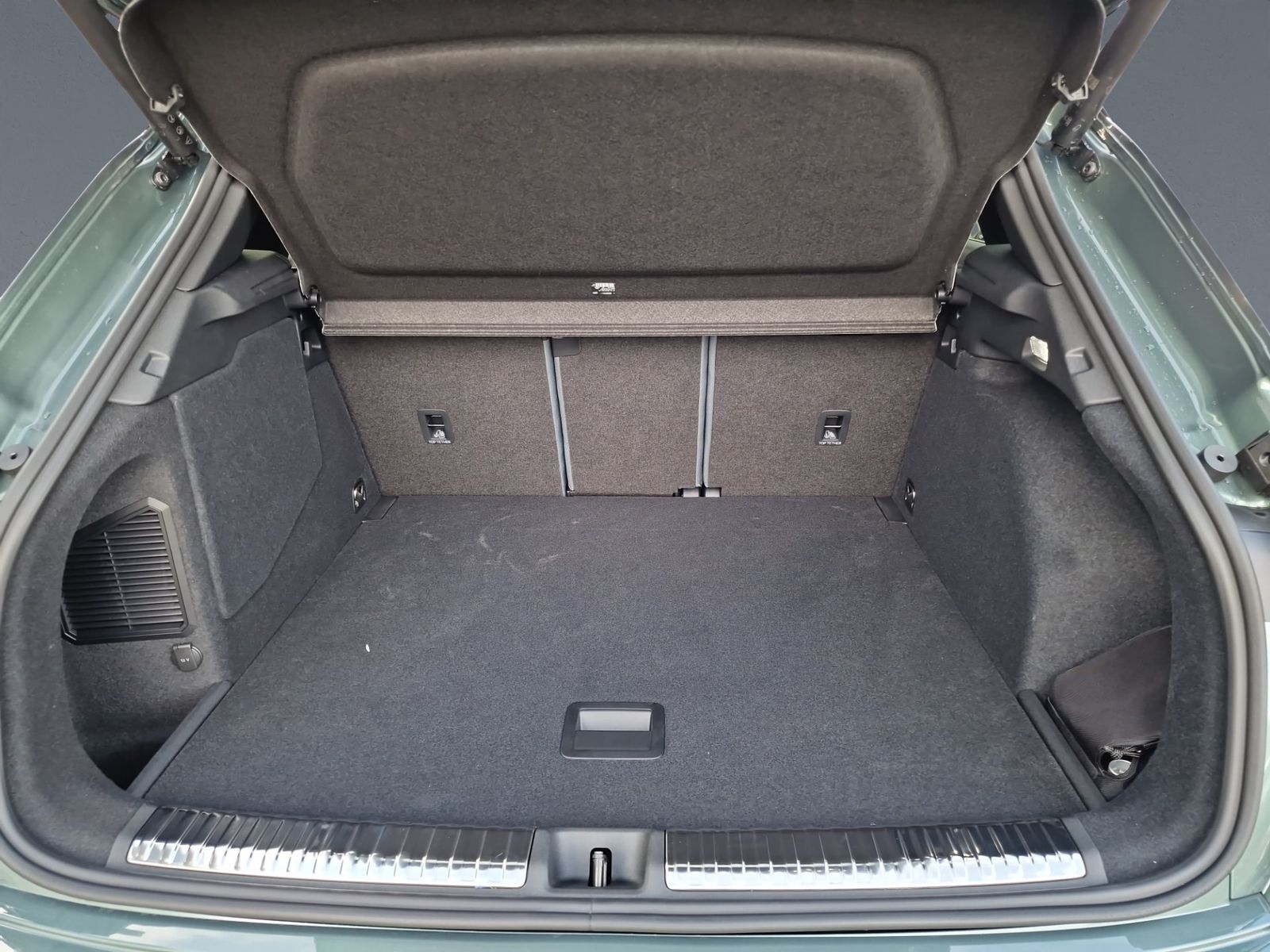 Audi Q3 e-hybrid Tech pro PANO MATRIX HuD SONOS 360° foto 23