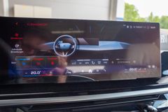 BMW X7 – 16 / 27