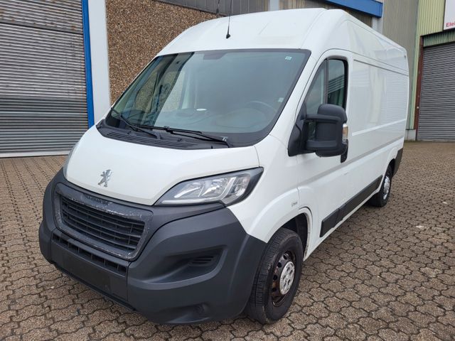 Peugeot Boxer Wohnmobil  Klima Navi. Bett