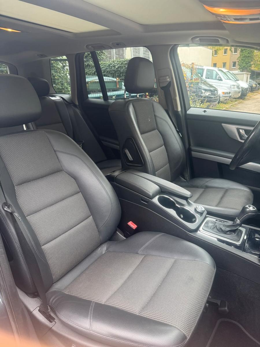 Mercedes-Benz GLK220 2009 — photo 20
