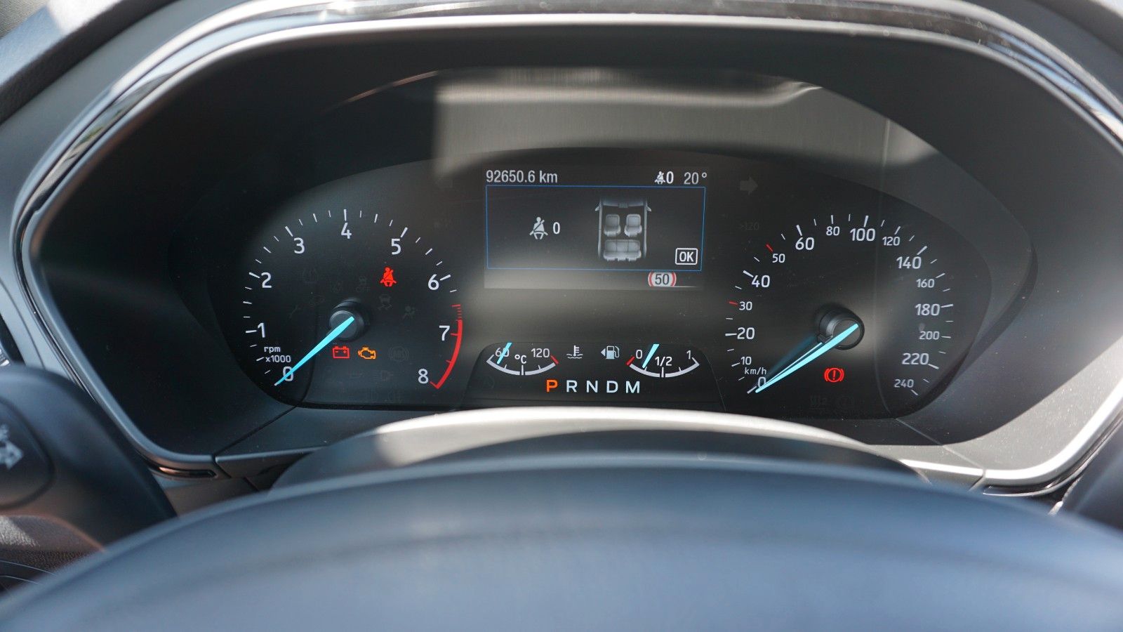 Fahrzeugabbildung Ford Focus Lim. ST-Line, LED, B&O Sound, Navi, Sport