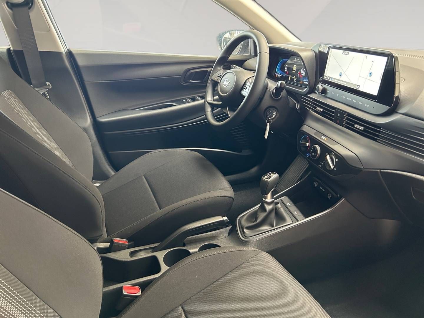 Fahrzeugabbildung Hyundai i20 FACELIFT | 1.0 T-GDI (90 PS)| 6-MT 2WD Selec