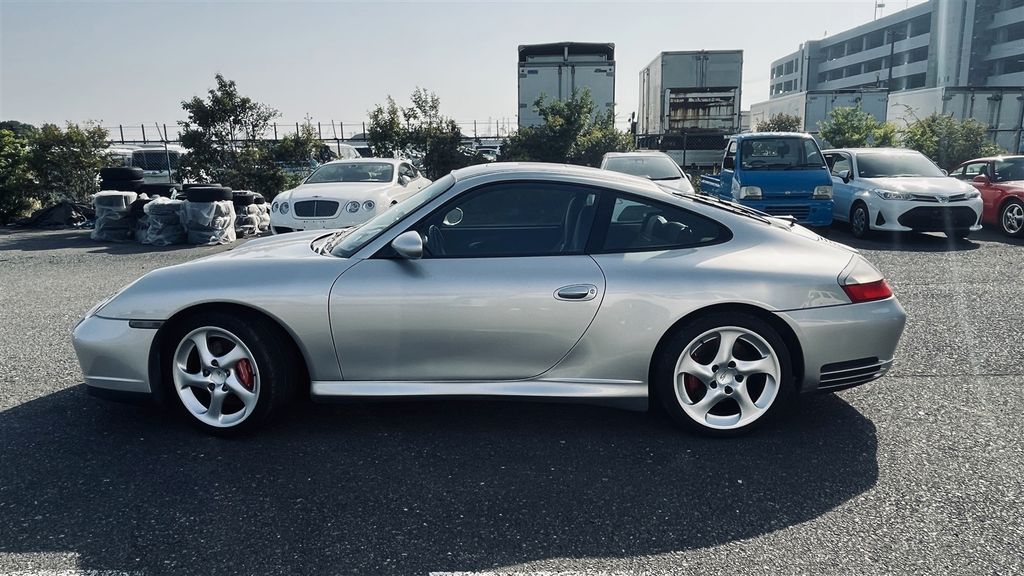 Porsche 996