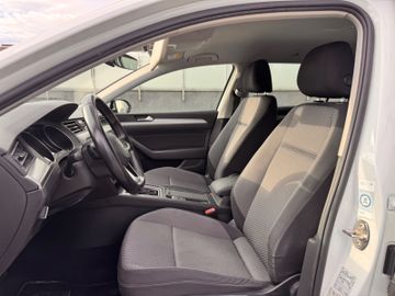 Volkswagen Passat Variant - 11