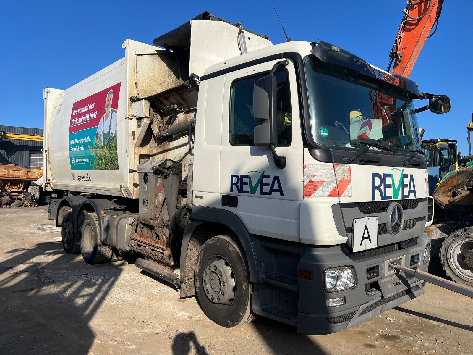 Fahrzeugabbildung Mercedes-Benz Mercedes Benz Actros Seitenlader