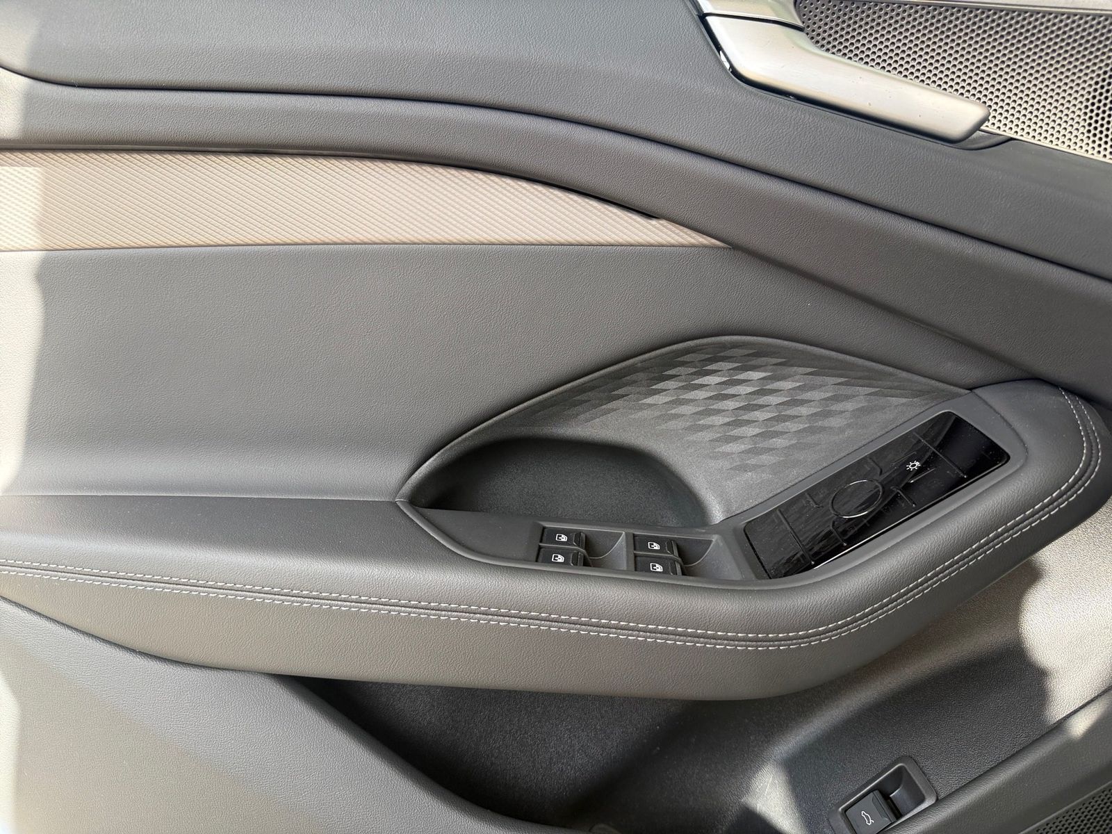 Audi A6 - Bild 14