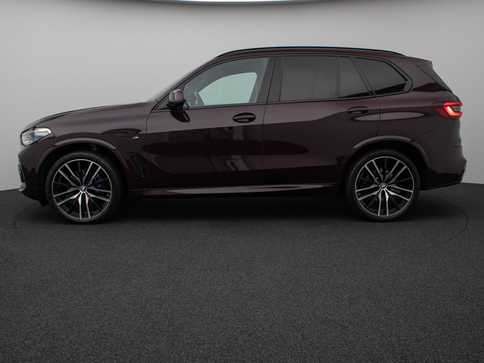 Fahrzeugabbildung BMW X5 xD30d M Sport Kamera Laser HUD DAB HiFi AHK