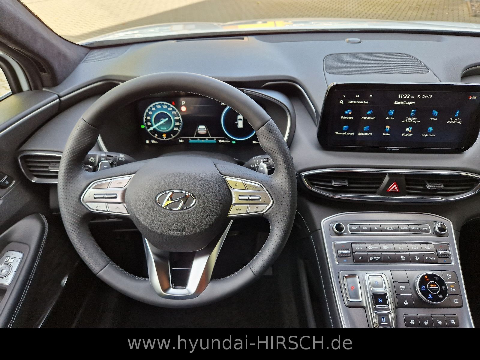 Fahrzeugabbildung Hyundai SANTA FE HEV 1.6 T-GDI 4WD SIGNATURE