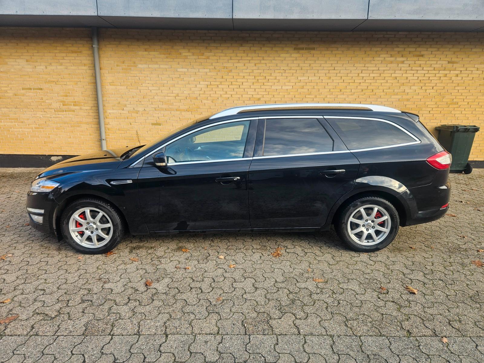 Ford Mondeo 2012 — photo 7