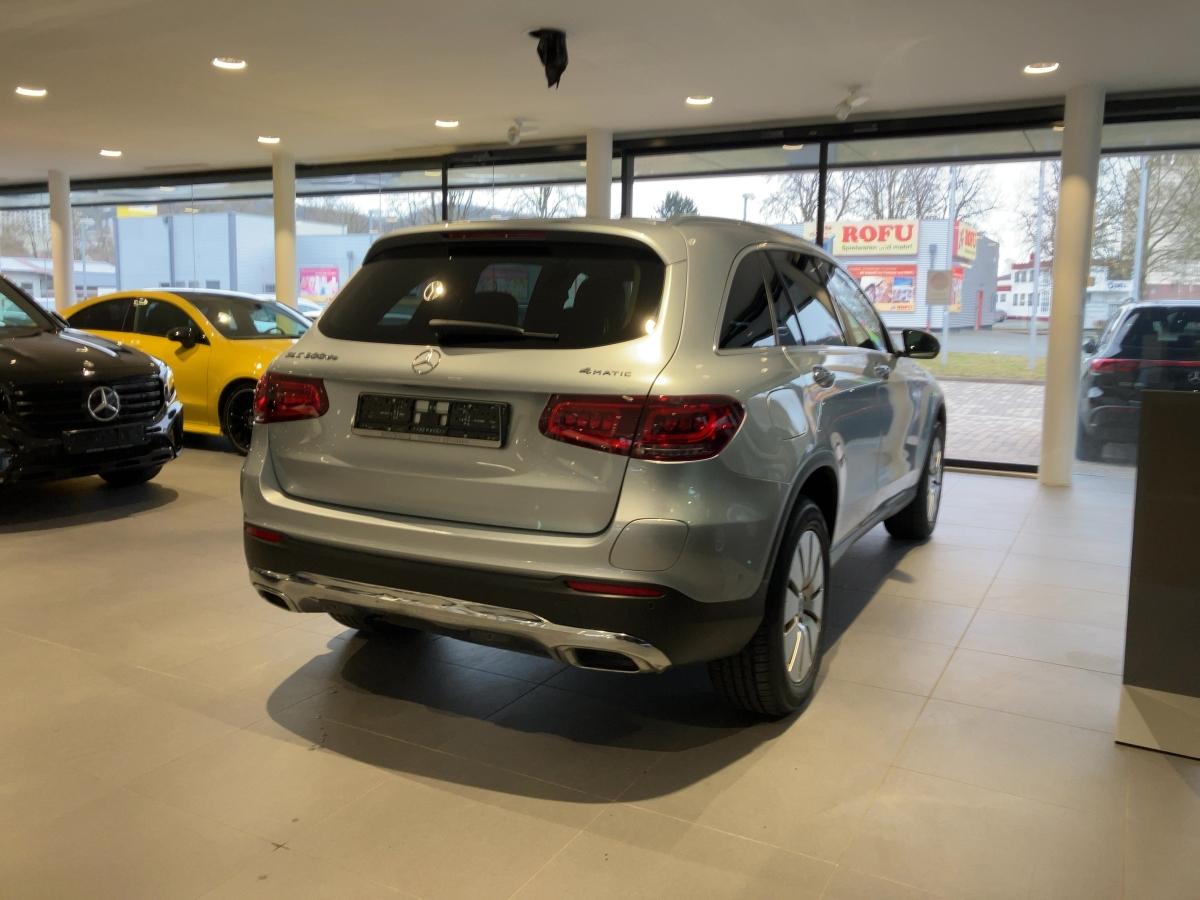 Mercedes-Benz GLC 300 de 4M 360 DISTR MEMORY 360 ACC AHK AUT