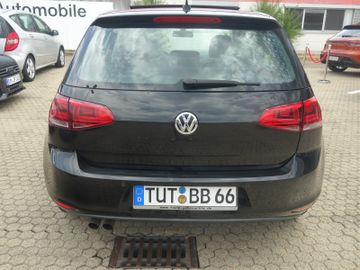 Volkswagen Golf - 4