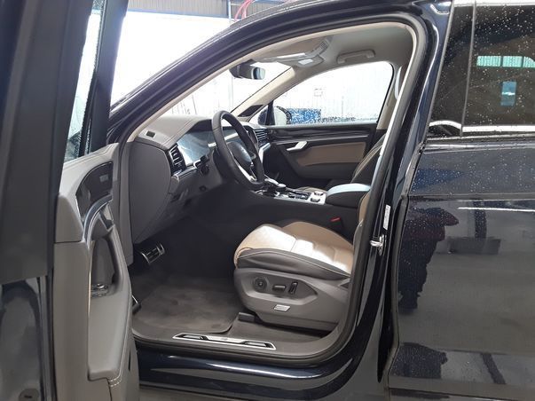 Volkswagen Touareg - Bild 6