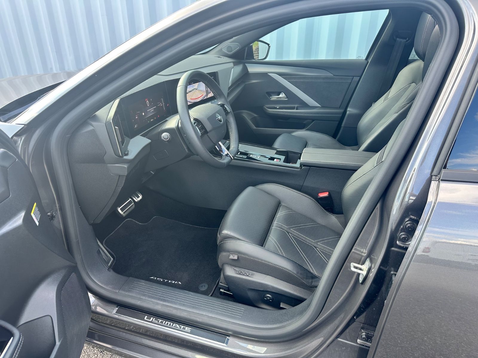 Fahrzeugabbildung Opel Astra Sports Tourer Ultimate AHK*Automatik*Navi