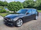 BMW 330d Touring Luxury Line Purity Auto. Luxury...