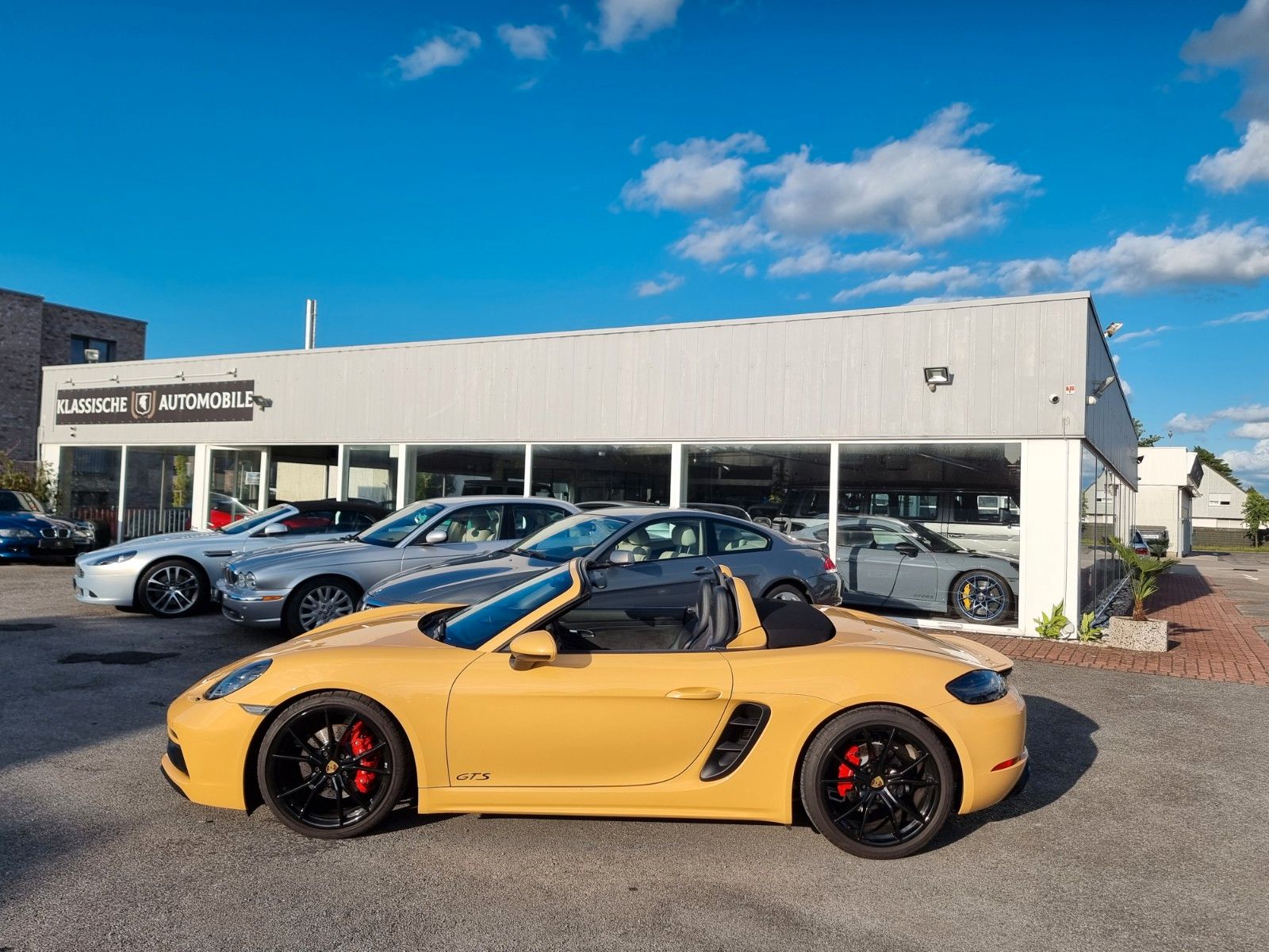 Fahrzeugabbildung Porsche Boxster GTS/Weltweites Farbunikat/Approved 2028