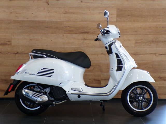 Vespa GTS 125 Super / Sofort verfügbar !