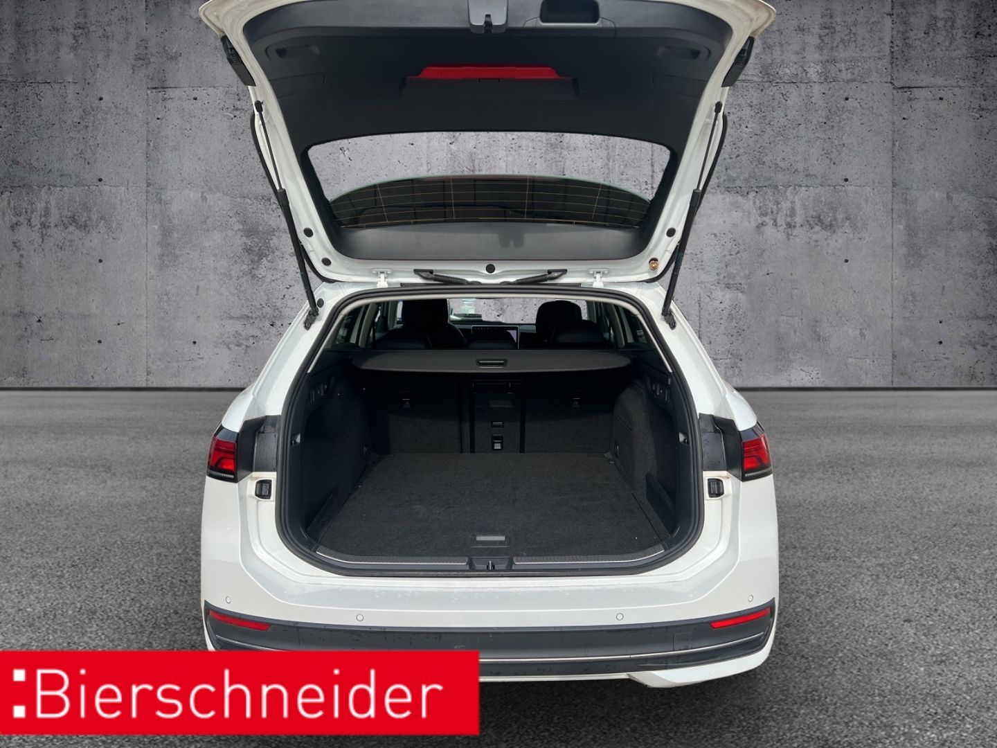 Volkswagen Passat Variant - Bild 10