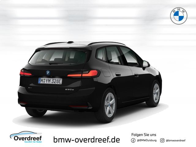 BMW 230e Active Tourer Steptronic DCT xDrive Navi imagem 2