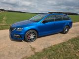 Skoda Octavia 2.0 TSI Combi RS - Skoda Octavia: Blau, RS