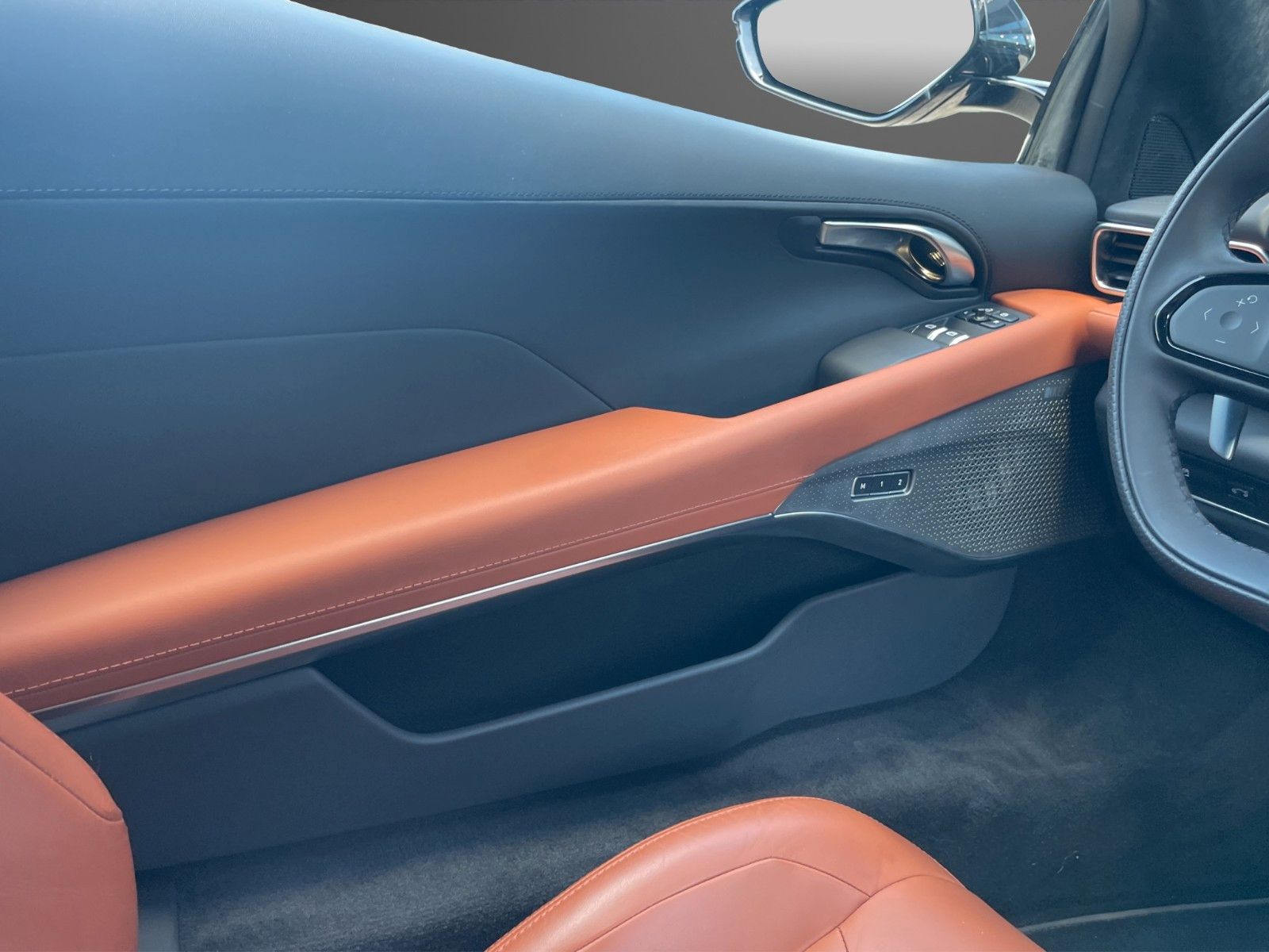 Fahrzeugabbildung Lotus Emira V6 First Edition Automatik sehr selten
