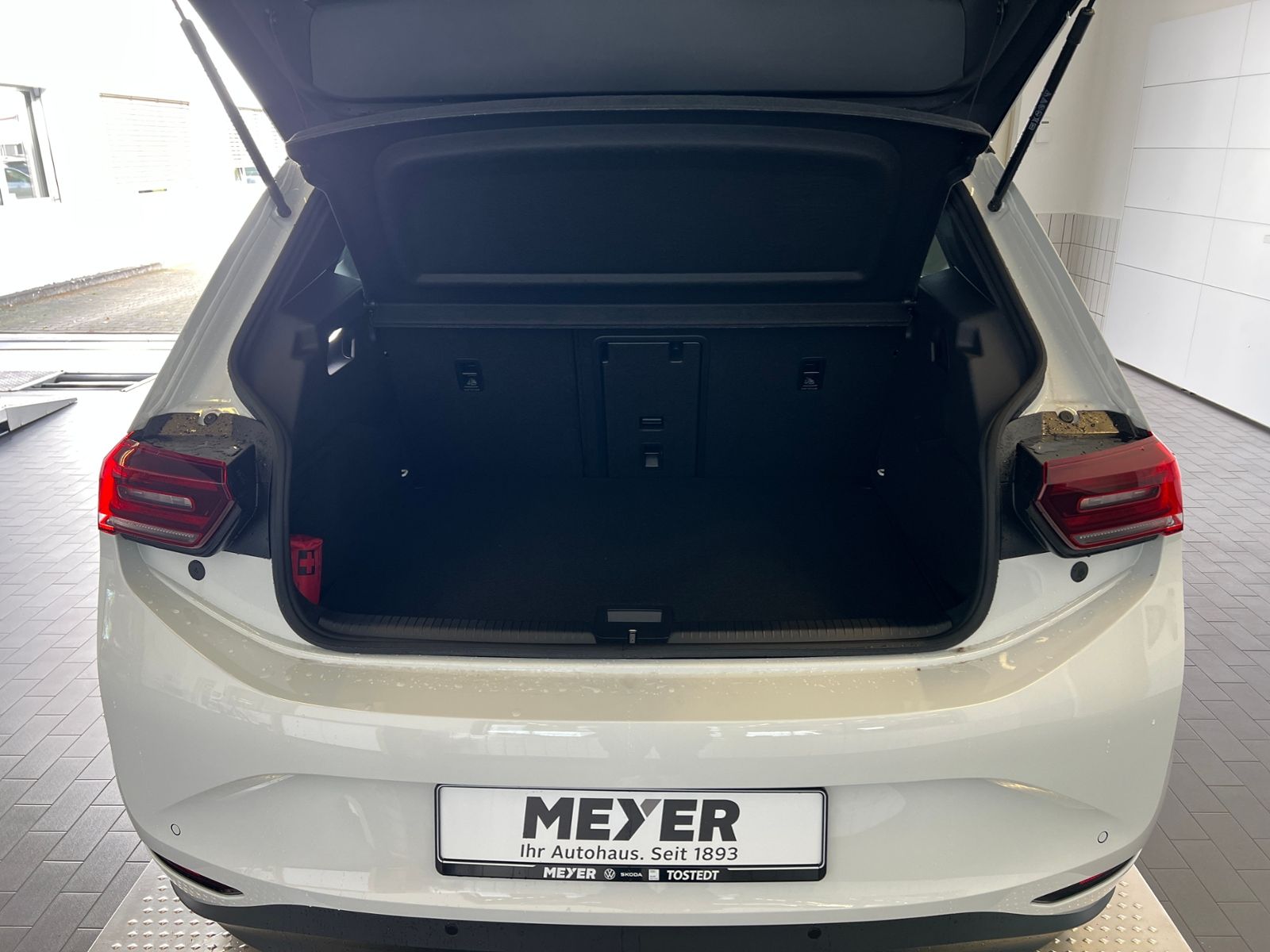 Fahrzeugabbildung Volkswagen ID.3 NEO Style 58 kWh *Wärmepumpe, Ganzjahresrei