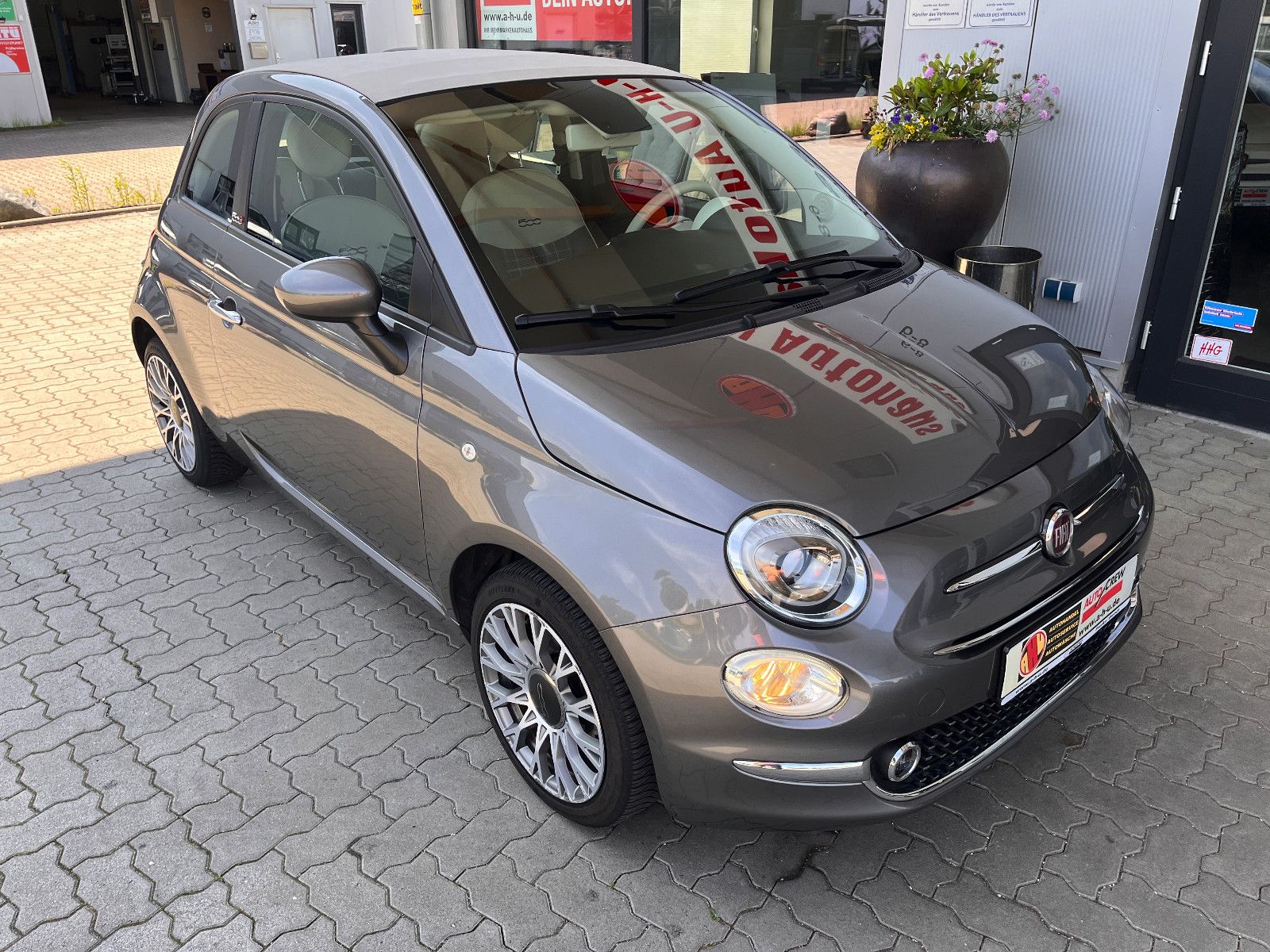 Fahrzeugabbildung Fiat 500C Lounge